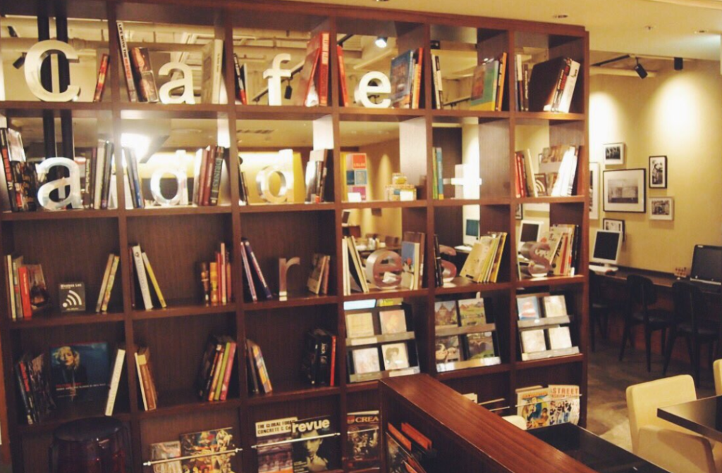 池袋東口 ノマドワーカー必見 電源 Wifi 完備でゆっくりできるカフェ5選 まつこの部屋